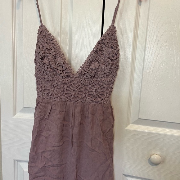 Crotchet top with tie back, shirts and adjustable straps - Picture 3 of 3